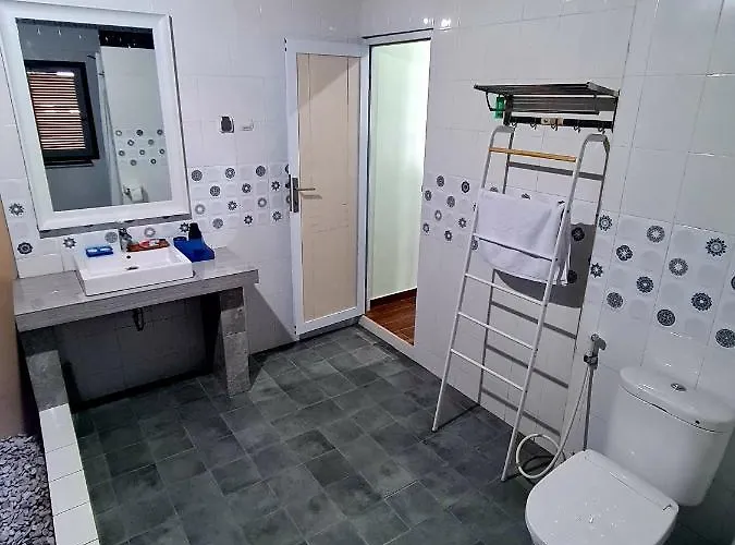 House Penida Hotel 3*